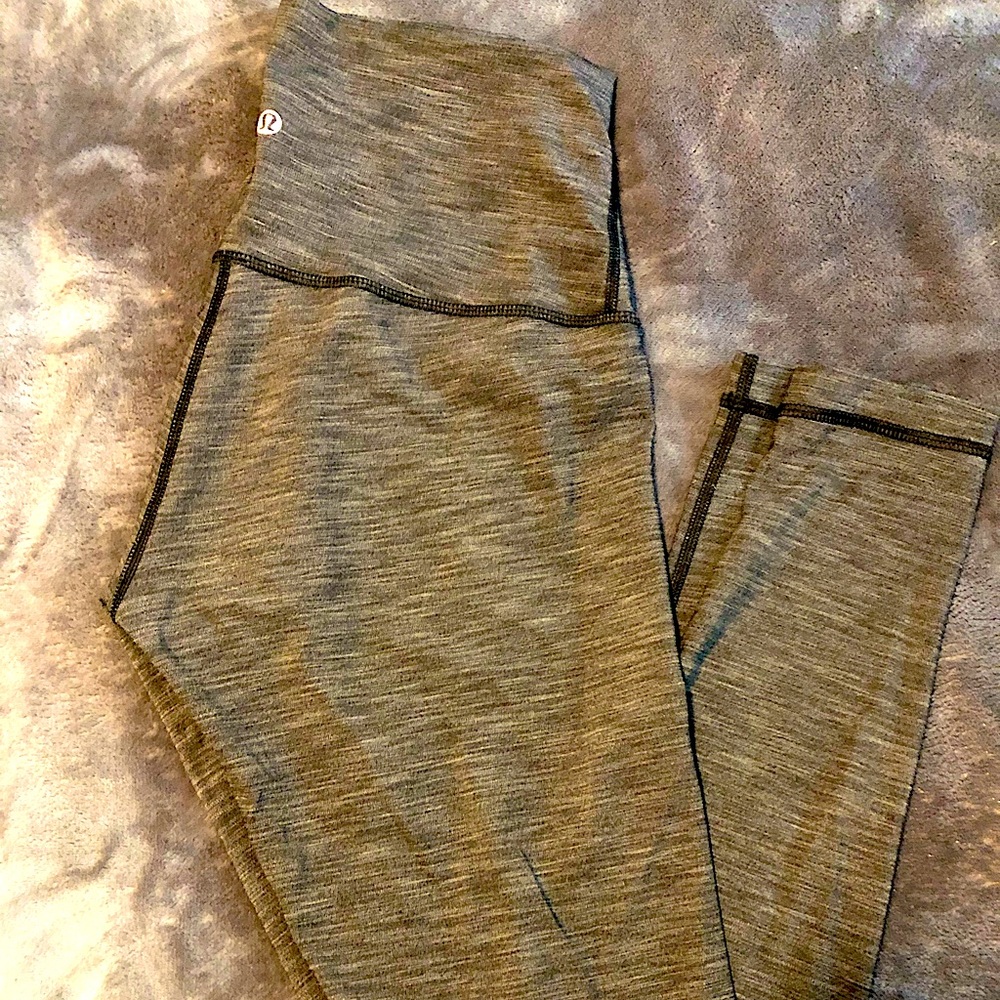 LuluLemon High rise Wonder Under legging- Luxtreme, 28” length, size 8.
